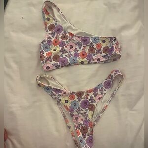 Frankies flower & butterfly bikini